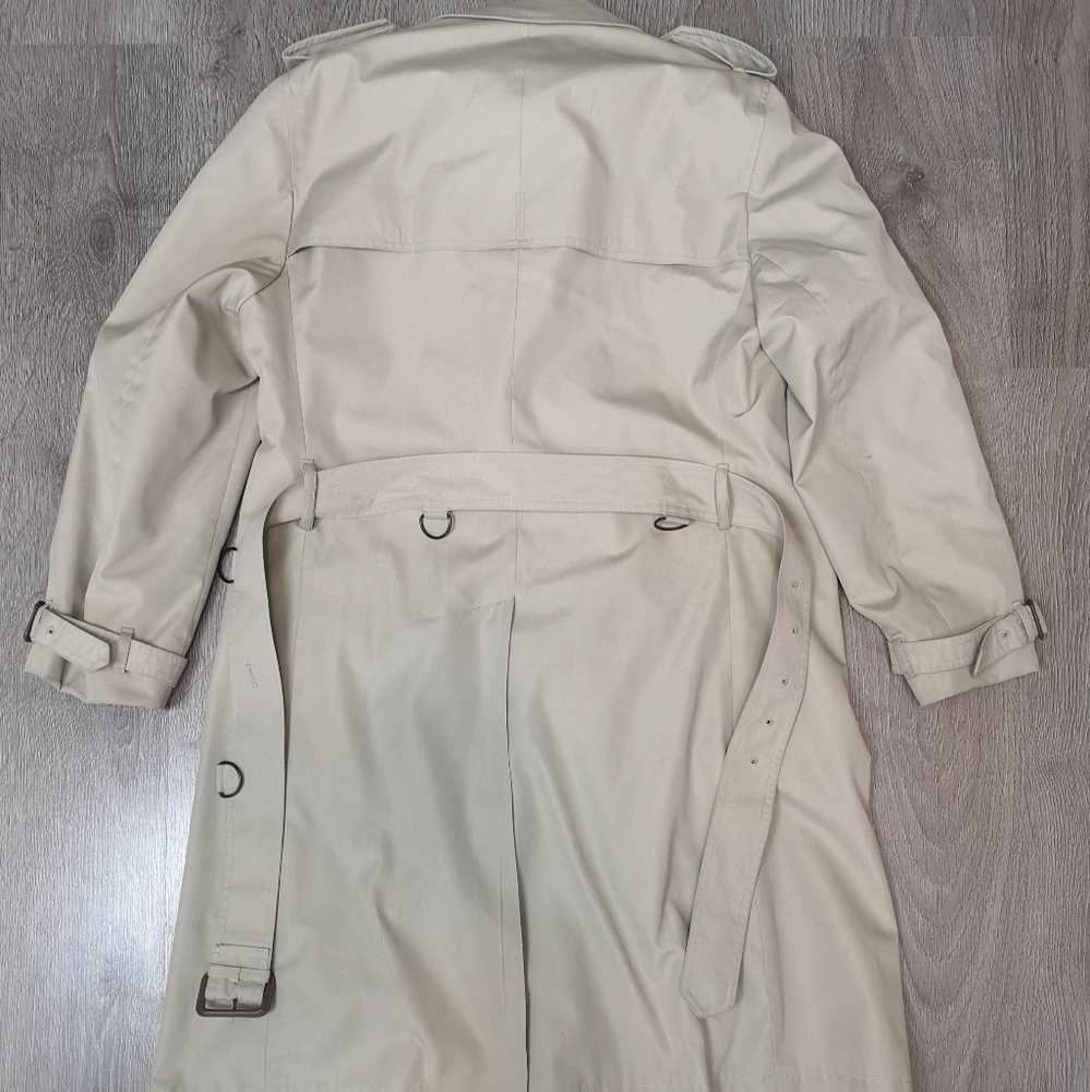 Vintage London Fog Gender Neutral Trench Coat - Picture 6 of 6